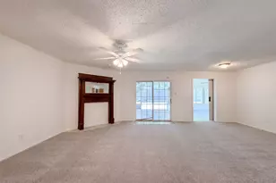 1713 Steinburg Ln, Fort Worth, TX 76134 - Photo 4