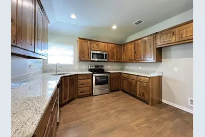 219 Clover Circle, Weatherford, TX 76086 - Photo 6