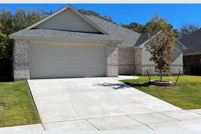 219 Clover Circle, Weatherford, TX 76086 - Photo 1