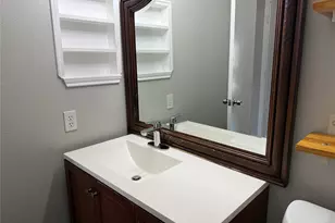 1007 Shaw St, Dallas, TX 75212 - Photo 12
