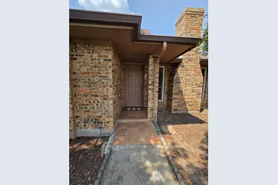 2011 Stradivarius Lane, Carrollton, TX 75007 - Photo 4