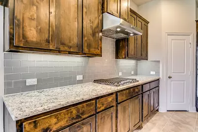 3021 Avondale, The Colony, TX 75056 - Photo 8