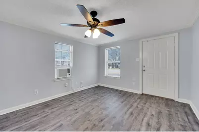 412 E Avenue F, Midlothian, TX 76065 - Photo 8