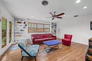 1201 Forrest Dr, Arlington, TX 76012 - Photo 8