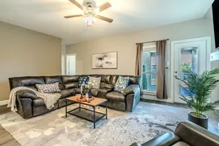 7329 Allium Ct, Little Elm, TX 76227 - Photo 6