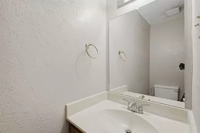 14800 Enterprise Drive #22D, Farmers Branch, TX 75234 - Photo 20