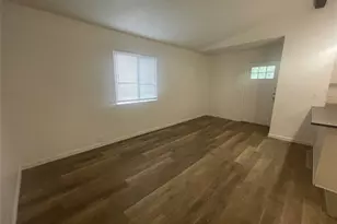 4935 Curzon Ave, Fort Worth, TX 76107 - Photo 6