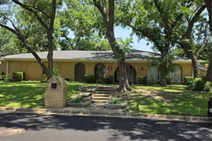 2517 Nantucket Dr, Sherman, TX 75092 - Photo 1