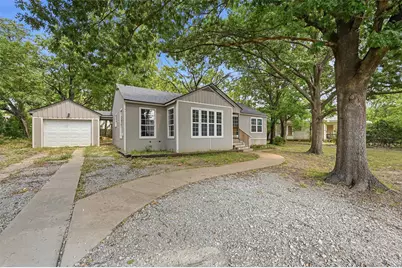 1313 E Lamar Street, Sherman, TX 75090 - Photo 1
