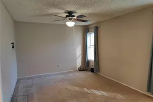 2513 Crown Cir, Garland, TX 75044 - Photo 16