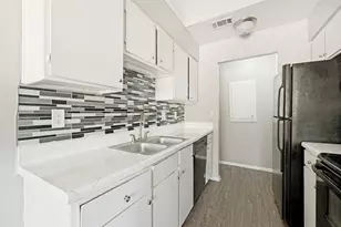 1122 Millview Dr, Arlington, TX 76012 - Photo 6