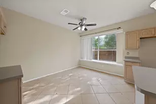 745 Woodridge Dr, DeSoto, TX 75115 - Photo 12
