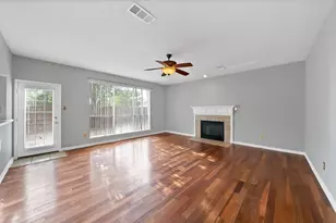 745 Woodridge Dr, DeSoto, TX 75115 - Photo 8