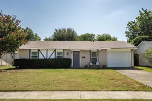 1019 Woodmere Dr, Lewisville, TX 75067 - Photo 1