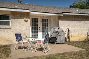 1019 Woodmere Dr, Lewisville, TX 75067 - Photo 26