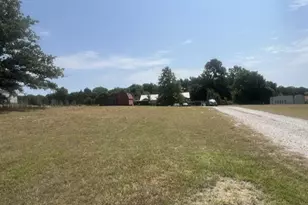 270 Jeremy Ln, Weatherford, TX 76088 - Photo 2