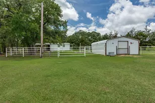 412 Paradise Canyon Cir, Paradise, TX 76073 - Photo 36