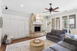 1137 King Mark Dr, Lewisville, TX 75056 - Photo 12