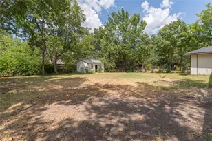 2514 Broadview St, Greenville, TX 75402 - Photo 24