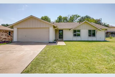 7017 Betsy Ross Court, Watauga, TX 76148 - Photo 2
