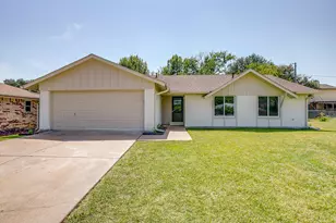 7017 Betsy Ross Ct, Watauga, TX 76148 - Photo 2