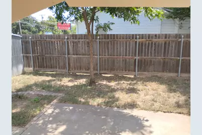 1202 Hilltop Drive, Irving, TX 75060 - Photo 18