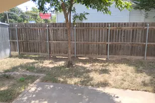 1202 Hilltop Dr, Irving, TX 75060 - Photo 28