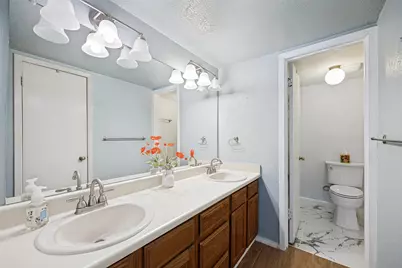12823 Burninglog Lane, Dallas, TX 75243 - Photo 20