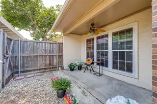 12823 Burninglog Ln, Dallas, TX 75243 - Photo 30
