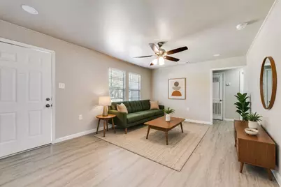 1318 Raines Street, Arlington, TX 76010 - Photo 4