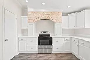 1040 Earp Rd, Springtown, TX 76082 - Photo 14