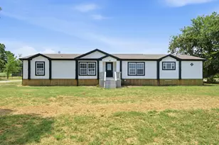 1040 Earp Rd, Springtown, TX 76082 - Photo 1