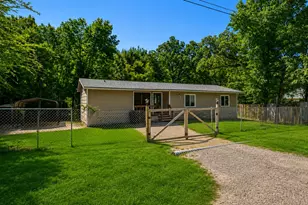 120 Garner Dr, Mabank, TX 75156 - Photo 4