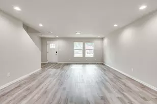 933 River Rd, Fort Worth, TX 76114 - Photo 6