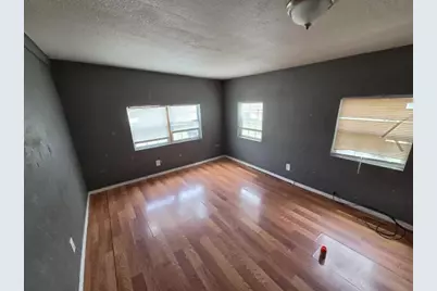 5605 Ramey Avenue, Fort Worth, TX 76112 - Photo 4