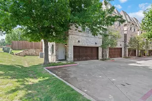 2700 Club Ridge Dr, Lewisville, TX 75067 - Photo 4
