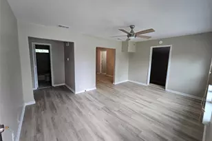 515 Elkhart Ave, Dallas, TX 75217 - Photo 2