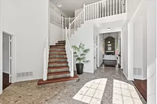 8029 Kristina Ln, North Richland Hills, TX 76182 - Photo 4