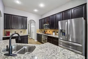 344 Falstaff Dr, Roanoke, TX 76262 - Photo 6