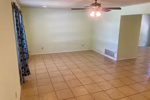 720 N West St, Burnet, TX 78611 - Photo 2