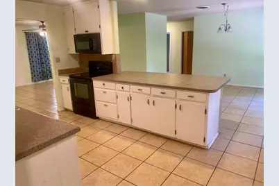 720 N West Street, Burnet, TX 78611 - Photo 6