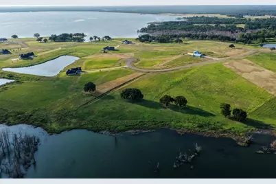 375 Sailview Court, Honey Grove, TX 75446 - Photo 16