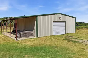 1870 Ross Ln, Springtown, TX 76082 - Photo 36