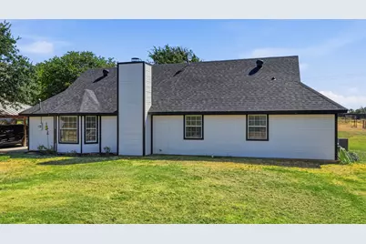 1870 Ross Lane, Springtown, TX 76082 - Photo 32