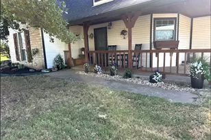 1870 Ross Ln, Springtown, TX 76082 - Photo 2