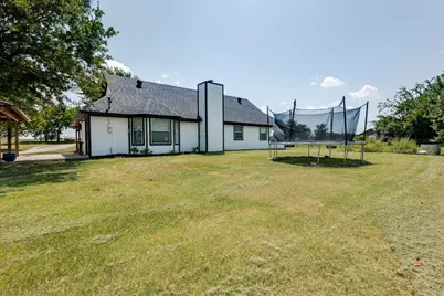 1870 Ross Lane, Springtown, TX 76082 - Photo 24