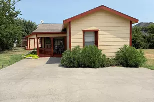 111 Ivy Ln, Roanoke, TX 76262 - Photo 6
