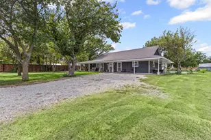 10717 County Rd 507, Venus, TX 76084 - Photo 36