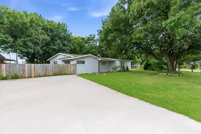 2204 Dunloe Avenue, Dallas, TX 75228 - Photo 1