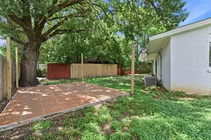 2204 Dunloe Ave, Dallas, TX 75228 - Photo 22